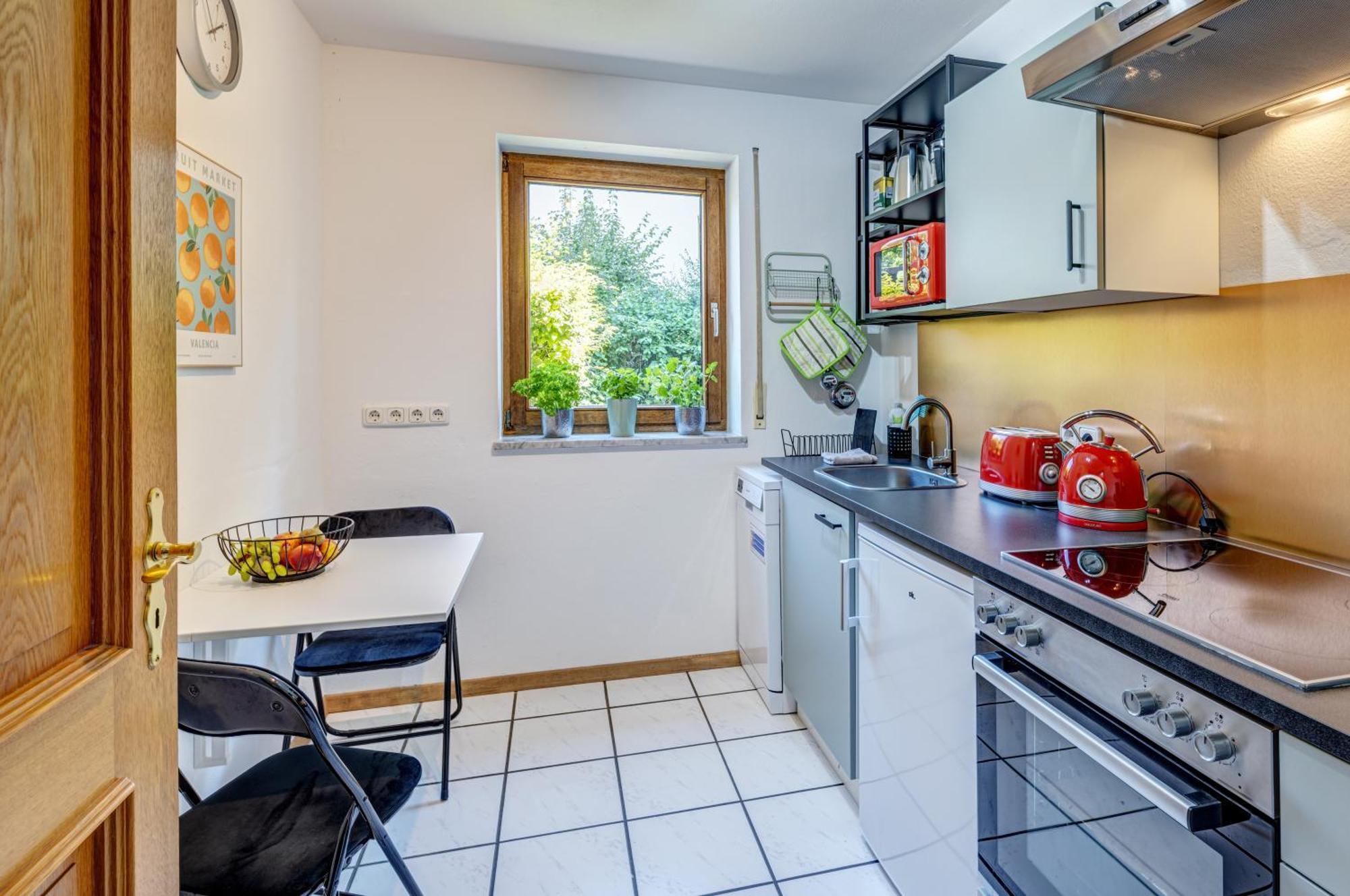 Moderne Maisonette Mit Garten Unterschleissheim Bagian luar foto