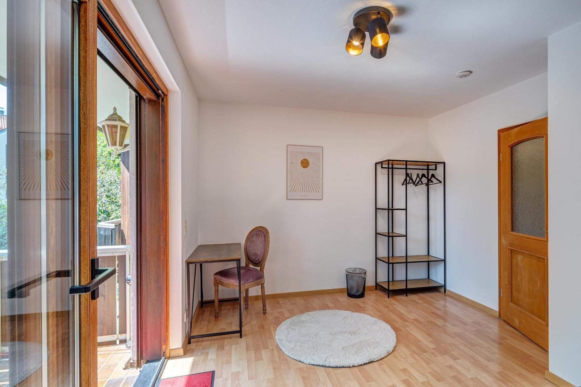 Moderne Maisonette Mit Garten Unterschleissheim Bagian luar foto